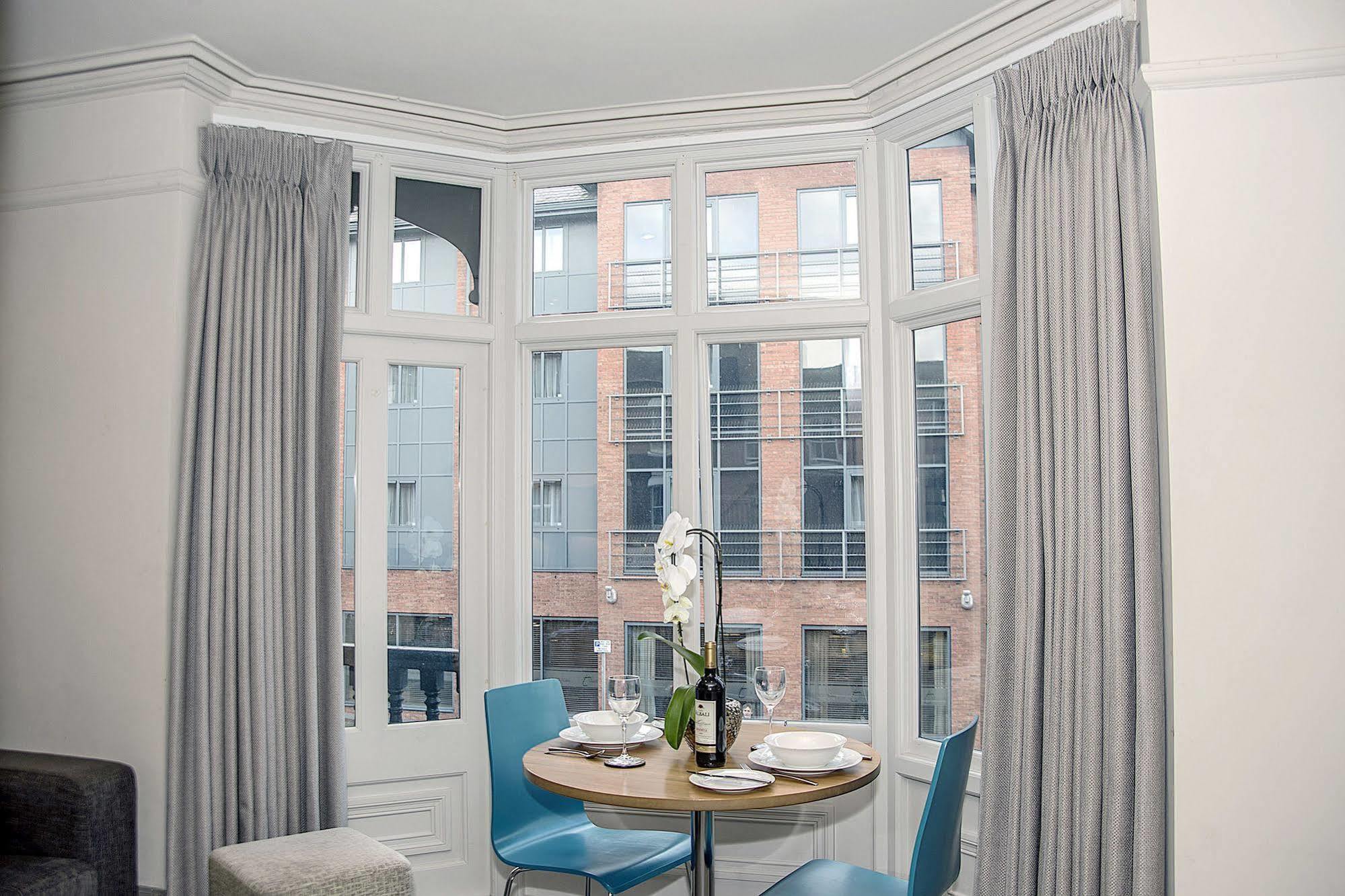 Base Serviced Apartments - City Road Chester Exterior photo