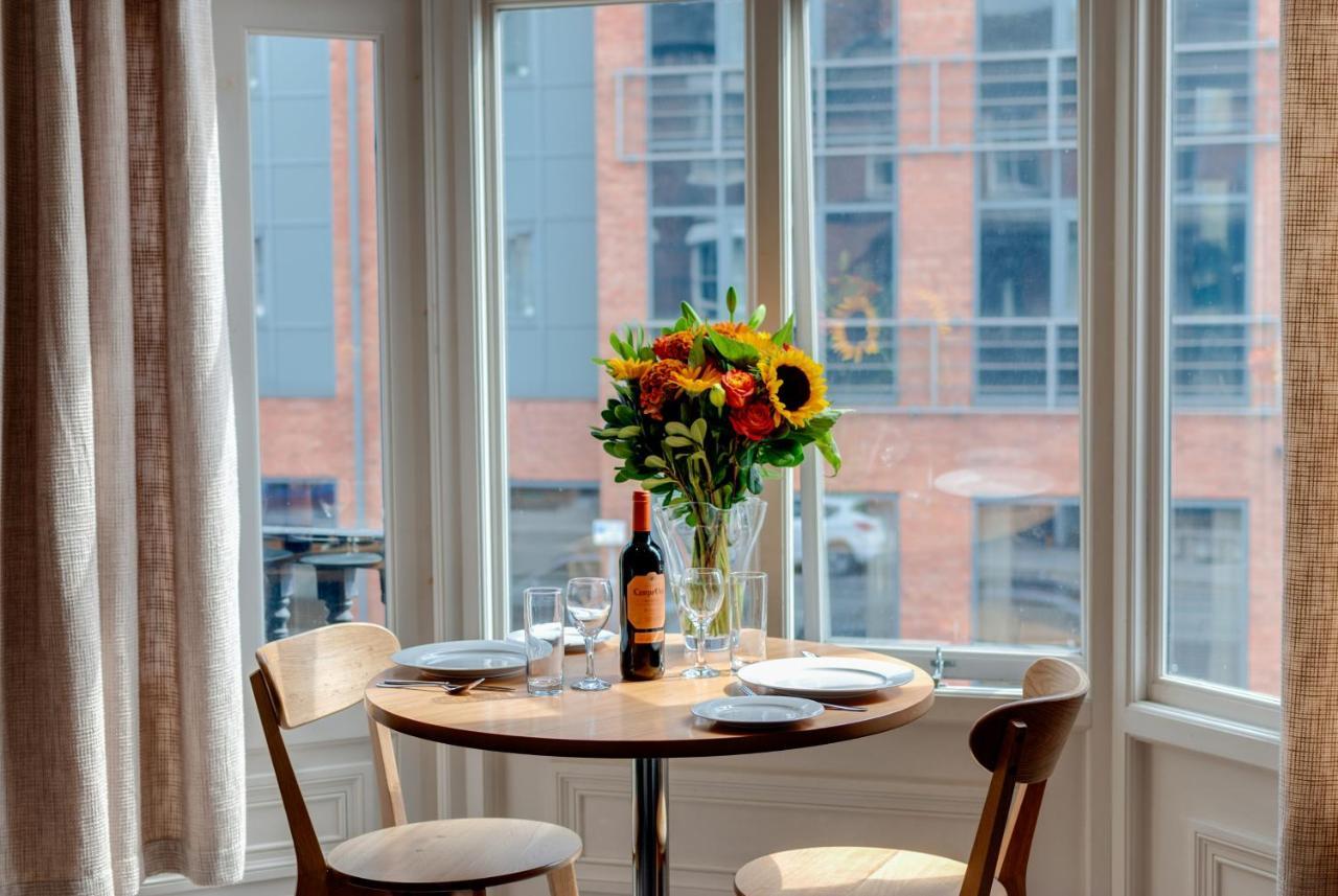 Base Serviced Apartments - City Road Chester Exterior photo