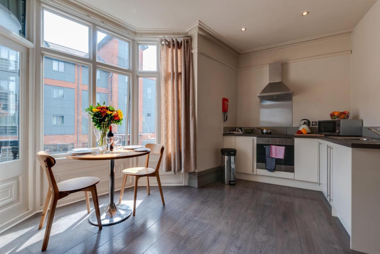 Base Serviced Apartments - City Road Chester Exterior photo