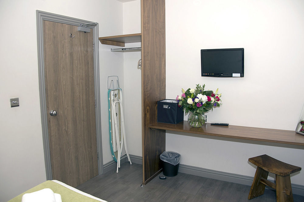 Base Serviced Apartments - City Road Chester Exterior photo
